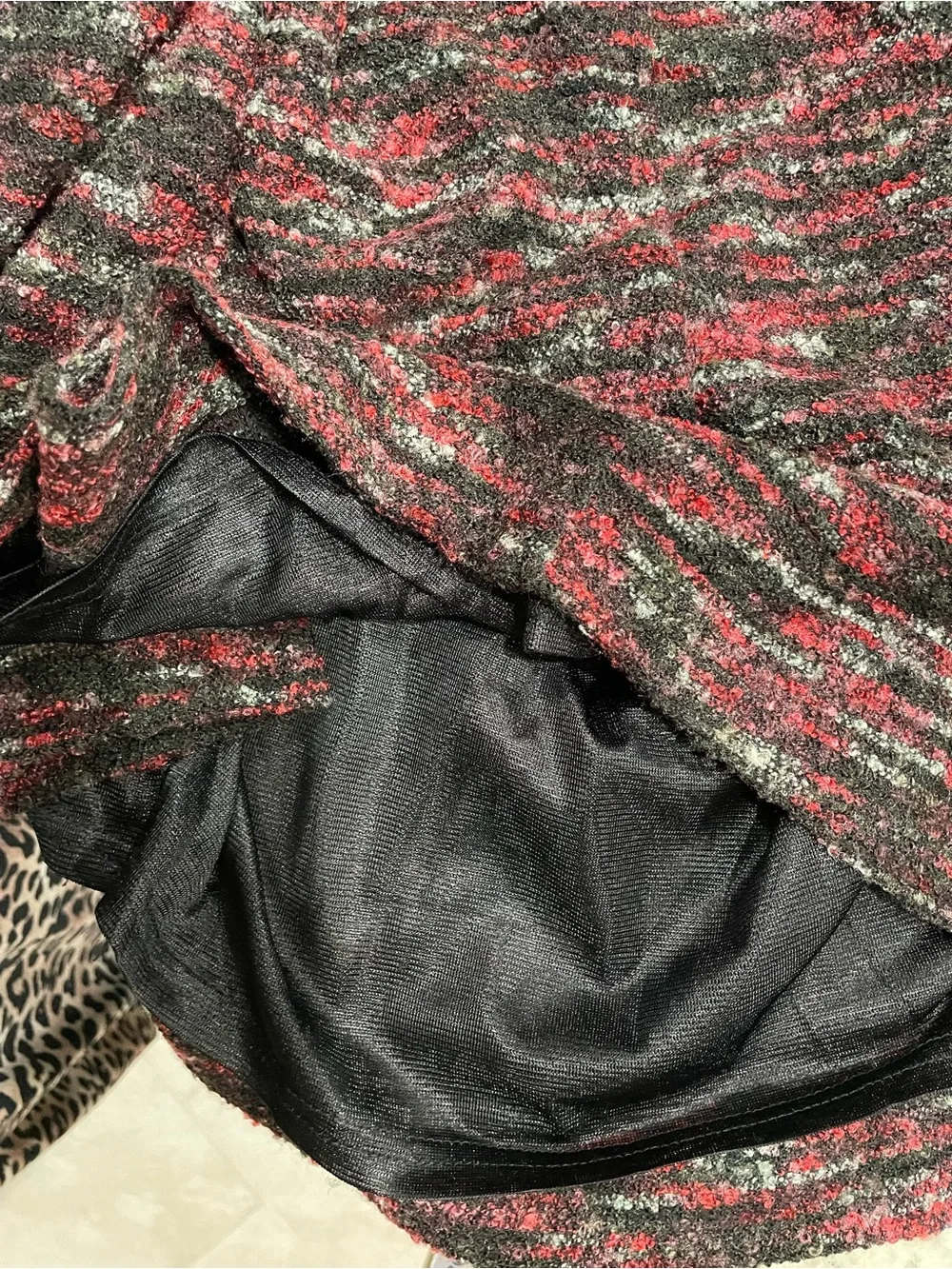 Koret Black & Burgundy Vintage Gold Marled Boucle’ Blazer(20w) & Skirt (18w) Set